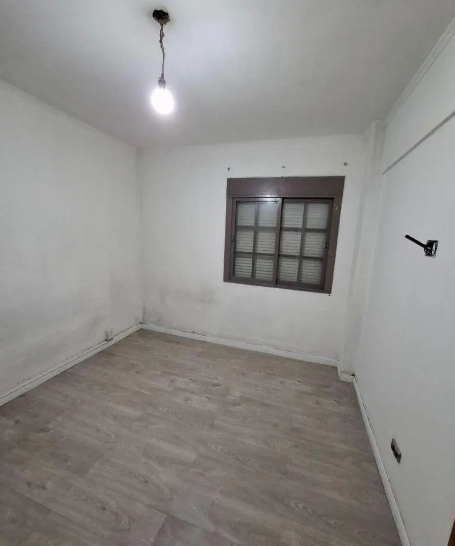 Departamento de tres ambientes en alquiler en San Justo 5