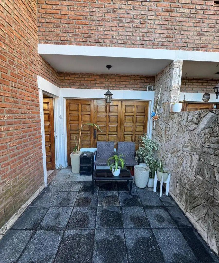 PH cinco ambientes en venta en Ramos Mejia 1