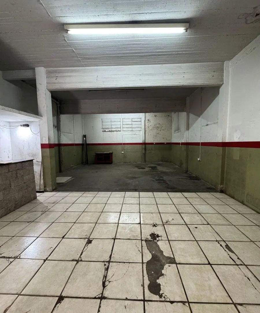 Deposito en alquiler en Villa Luzuriaga 5