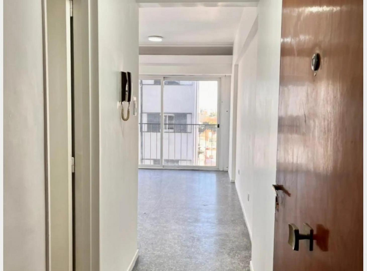 Foto de Monoambiente en alquiler en Ramos Mejia, imagen 3