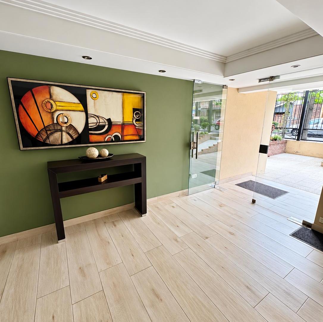 Foto de Departamento tres ambientes con tres cocheras en venta en Ramos Mejia, imagen 5