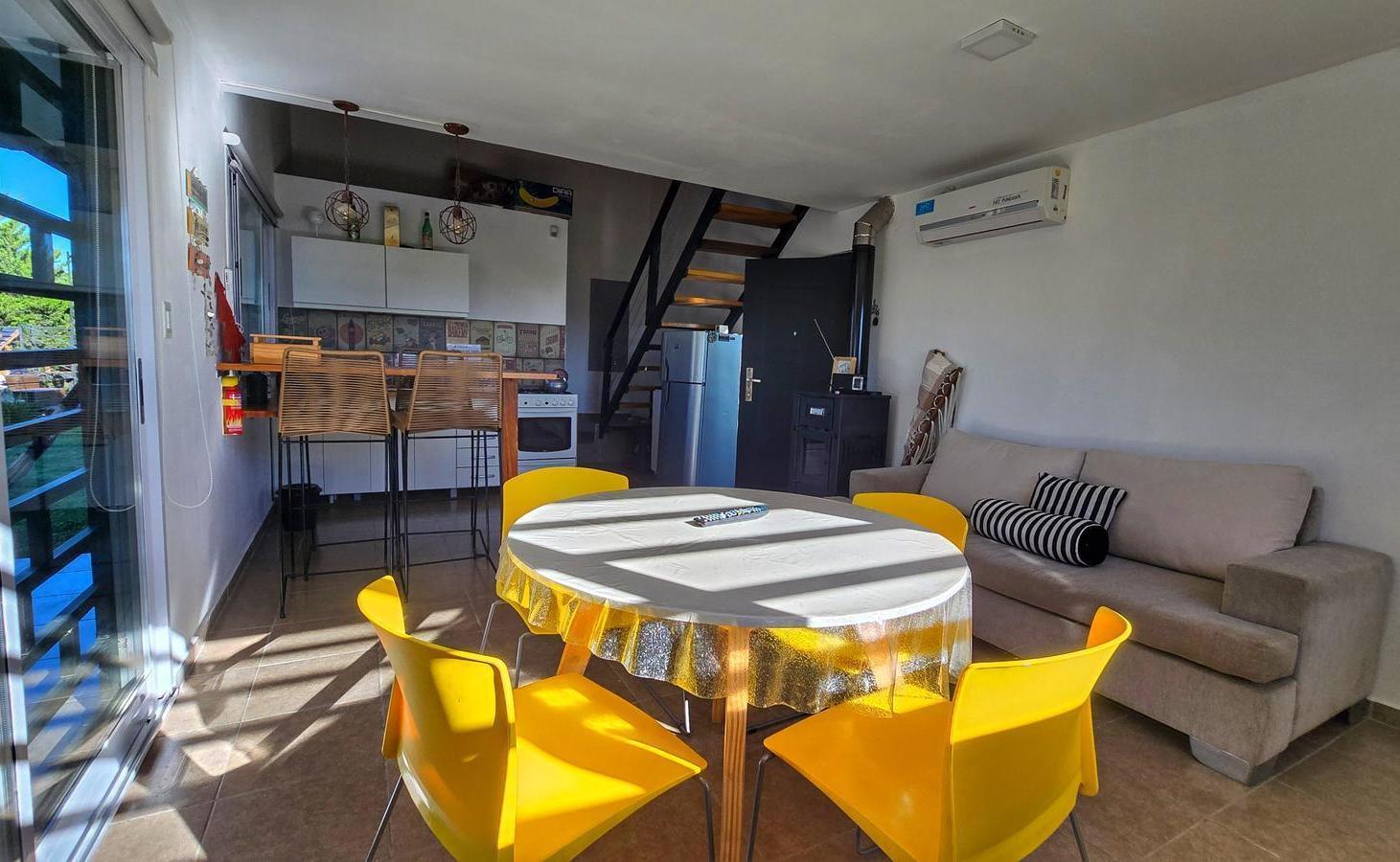 Foto de Complejo de 2 cabañas en venta en Los Espinillos - Escritura, imagen 3