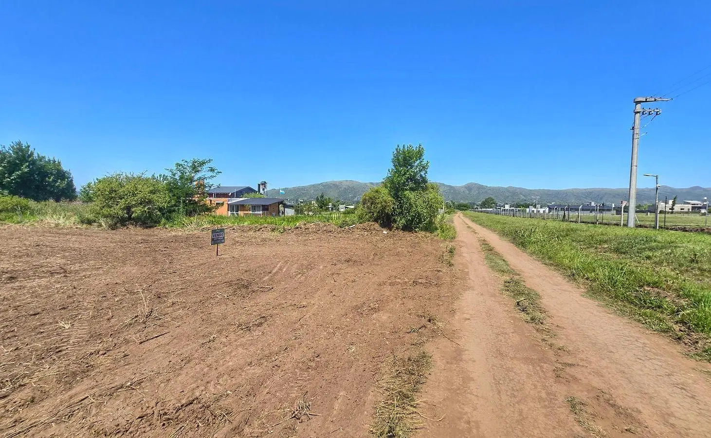 Terreno en venta de 600 m2 en Los Espinillos - Escritura 2