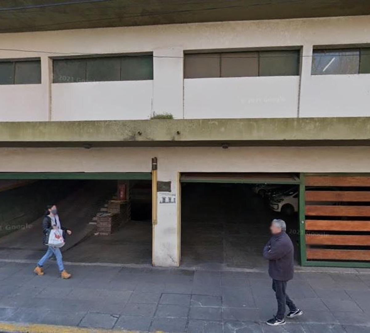 Cochera Venta. Alsina 360.Quilmes Centro