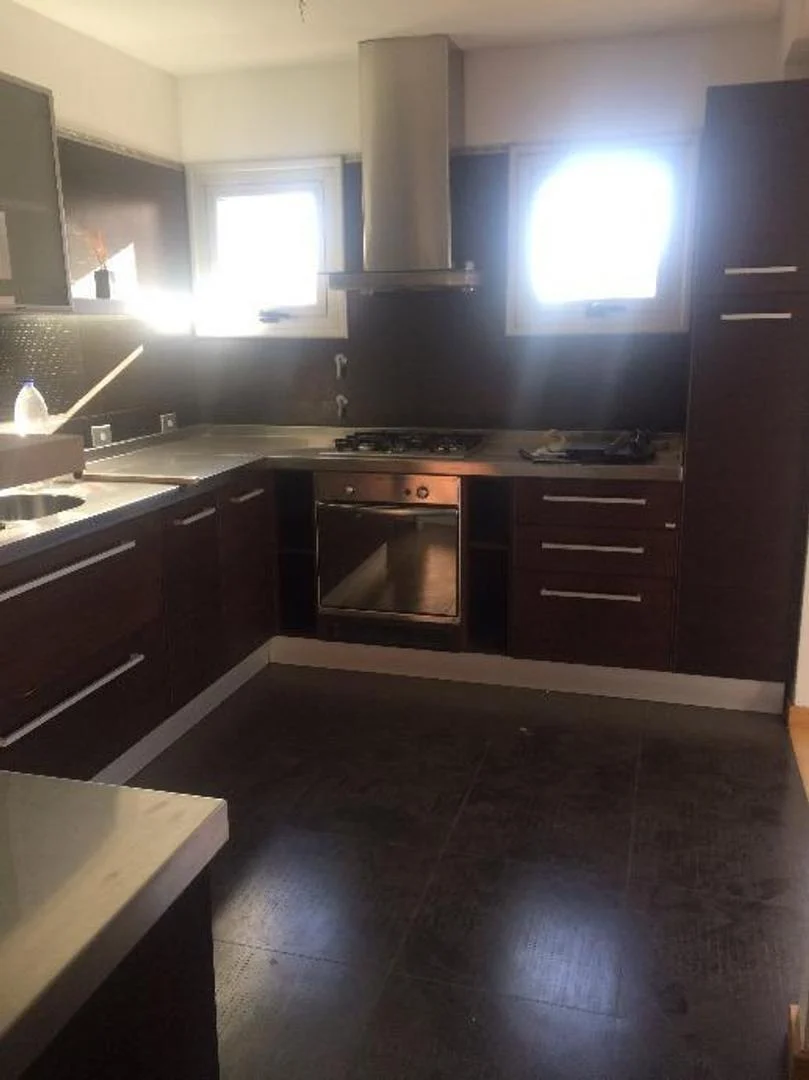 Foto de Excelente semipiso.4amb+balcónes+sum+piscina+venta Quilmes Centro, imagen 2