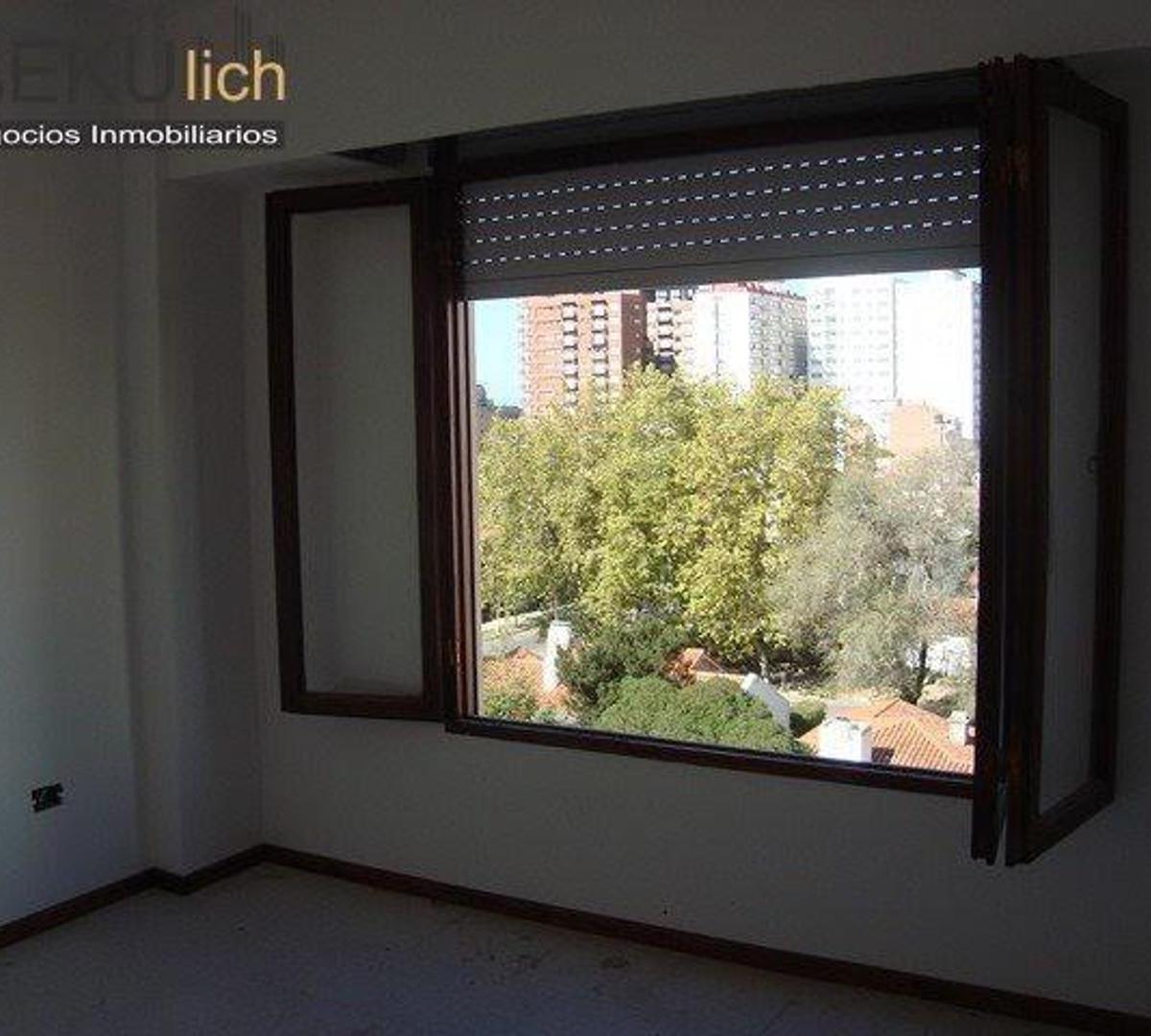 Semipiso en Venta en Miramar 2
