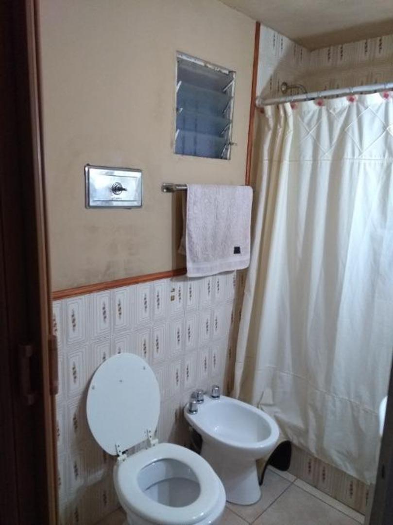 Foto de Casa PH 2 amb.c/patio. Venta Quilmes Centro, imagen 3