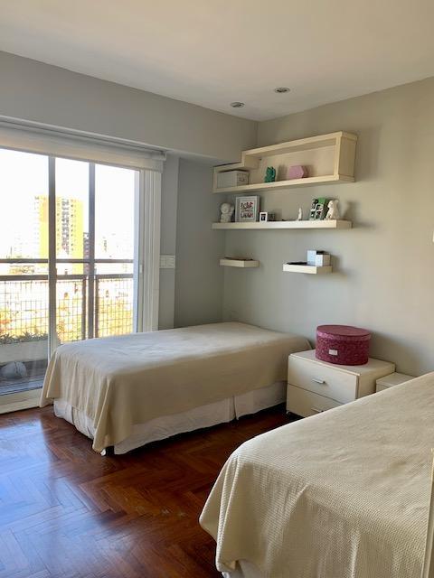 Venta Dep.5amb+balcón+3 baños+cochera. Quilmes Centro
