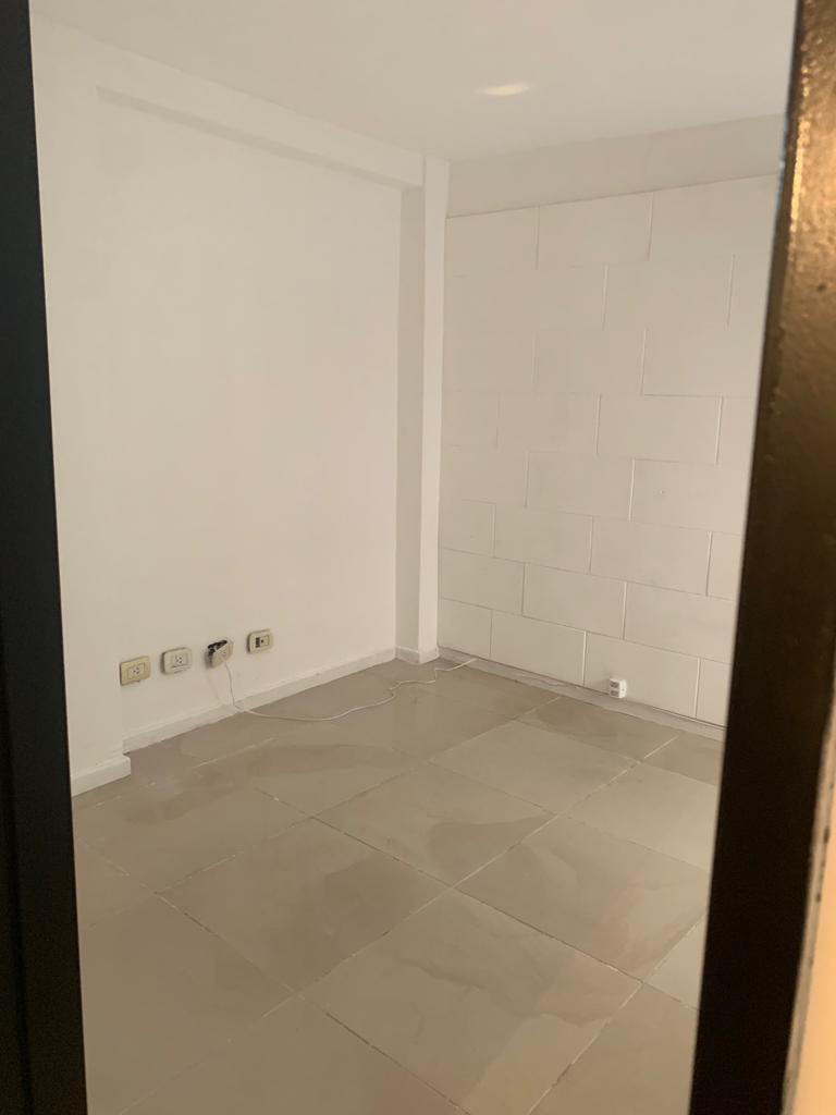 Local+2 privados+2baños+Kitchinet.Venta Guido 261 Quilmes