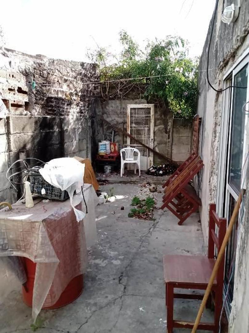 Casa PH en Venta en Quilmes Este 2