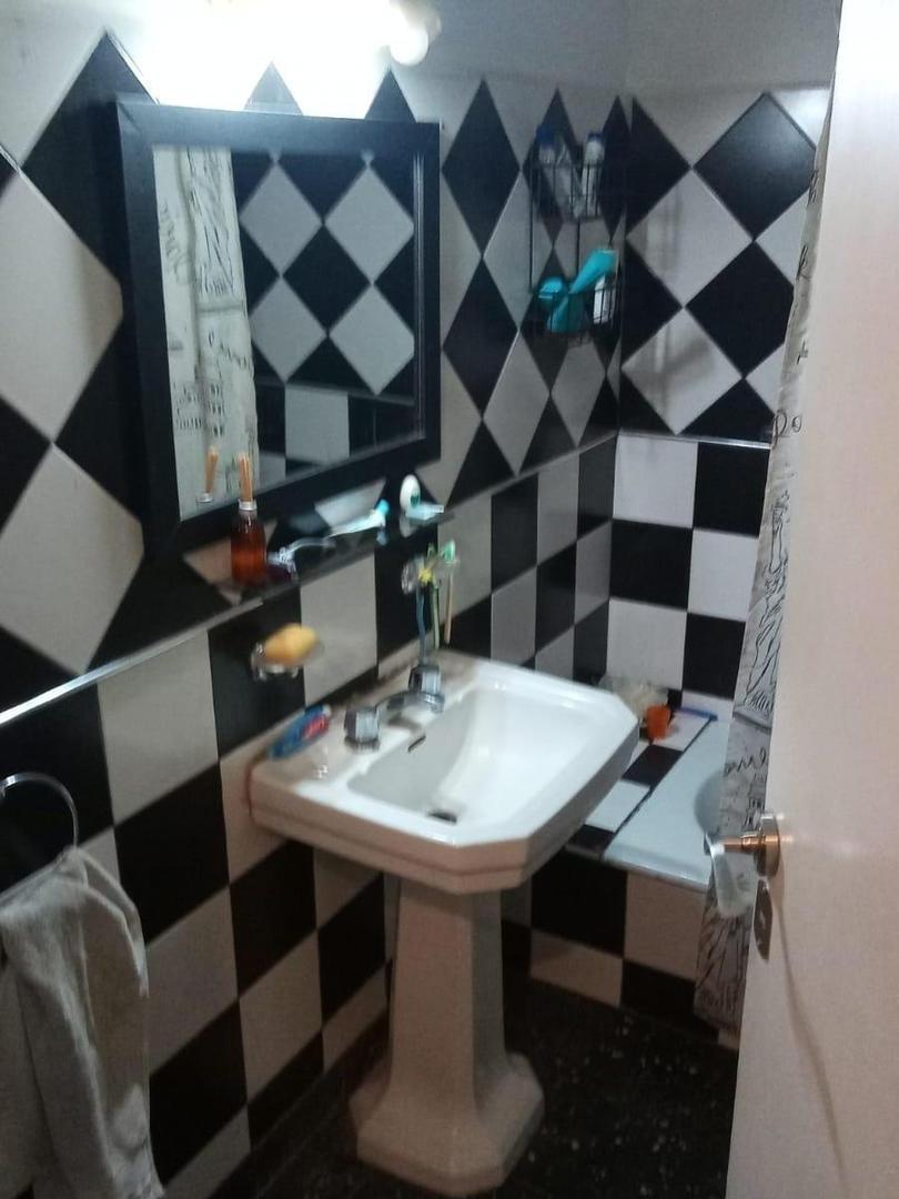 Foto de Casa 3 amb-fondo-garage.Vende, Quilmes oeste, imagen 2