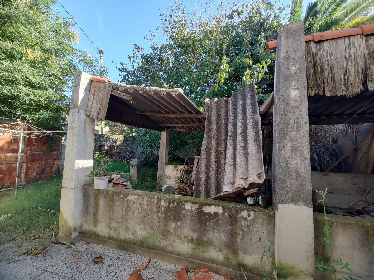 Casa Venta. Bombero Sanchez 795. Quilmes Oeste. 1