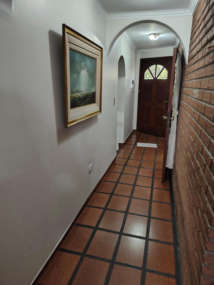 Casa 3 Ambientes con Cochera. Quilmes Oeste Centro. Perón 726. 1