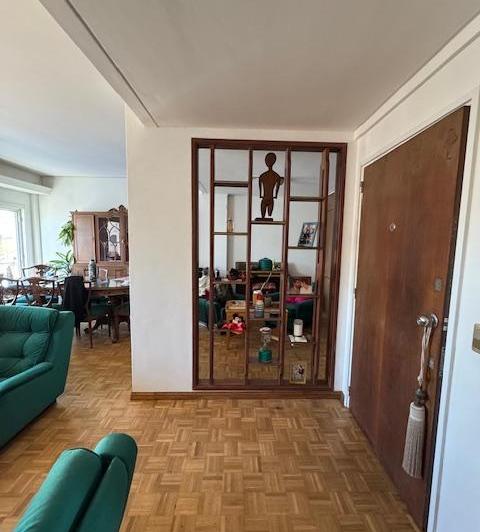 Amplio+piso+balcones+4dormi+cochera.Quilmes centro