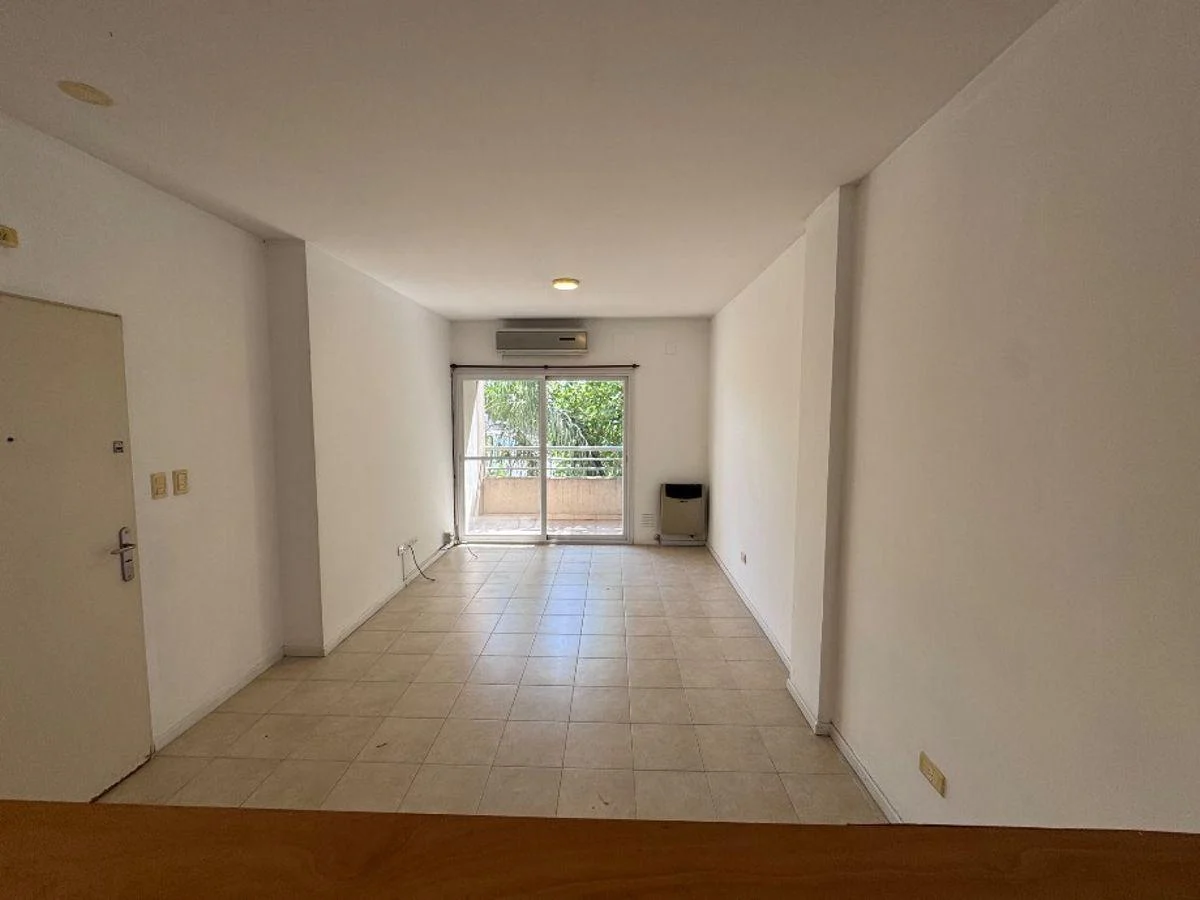 Foto de Departamento de 2 ambientes con cochera. Brown 227, Quilmes, imagen 4
