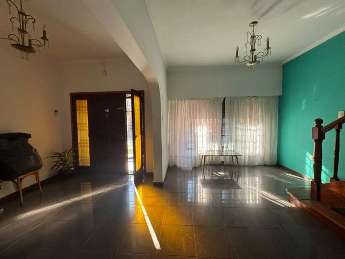 Chalet+5amb+2baños+terraza+patio. Quilmes oeste 4