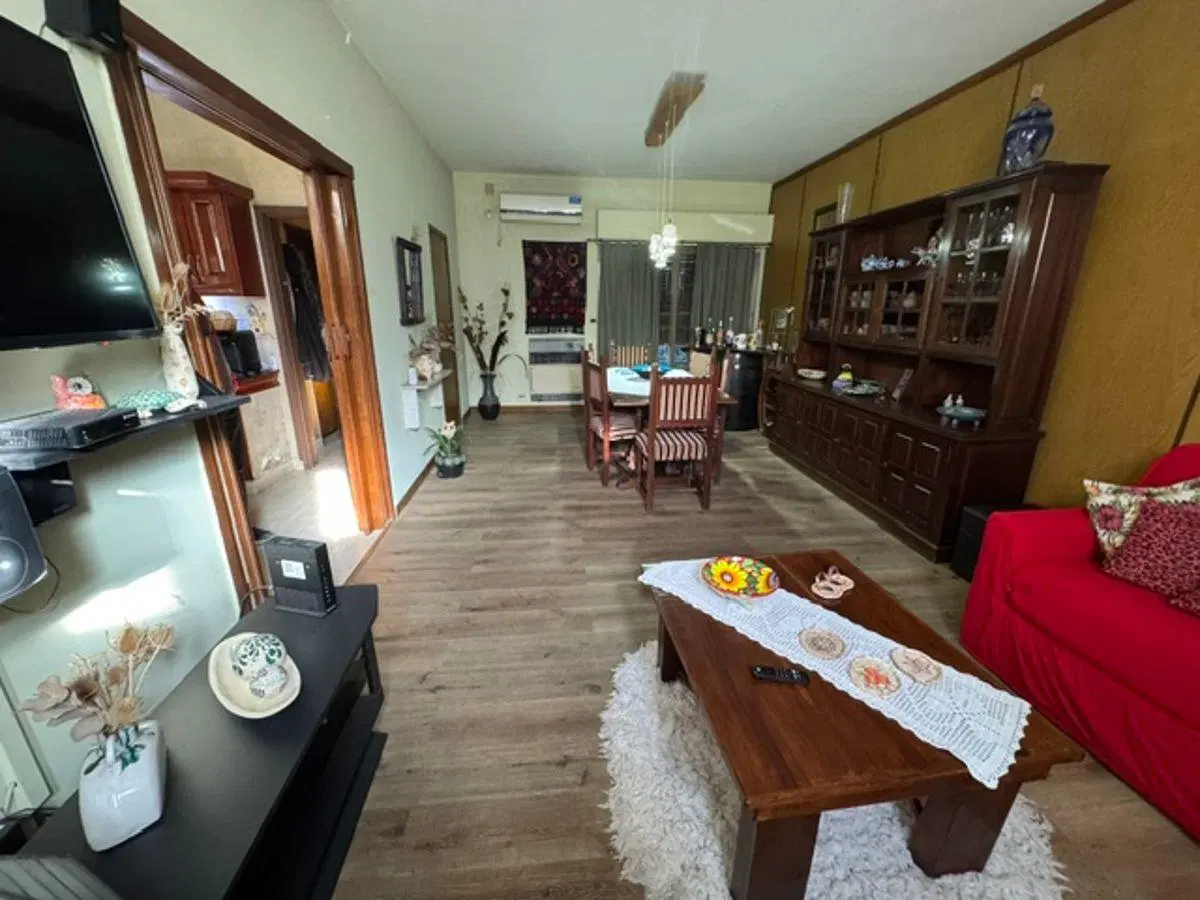 Amplia casa+2cocheras+3dormi+quincho+playroom.Quilmes oeste 8