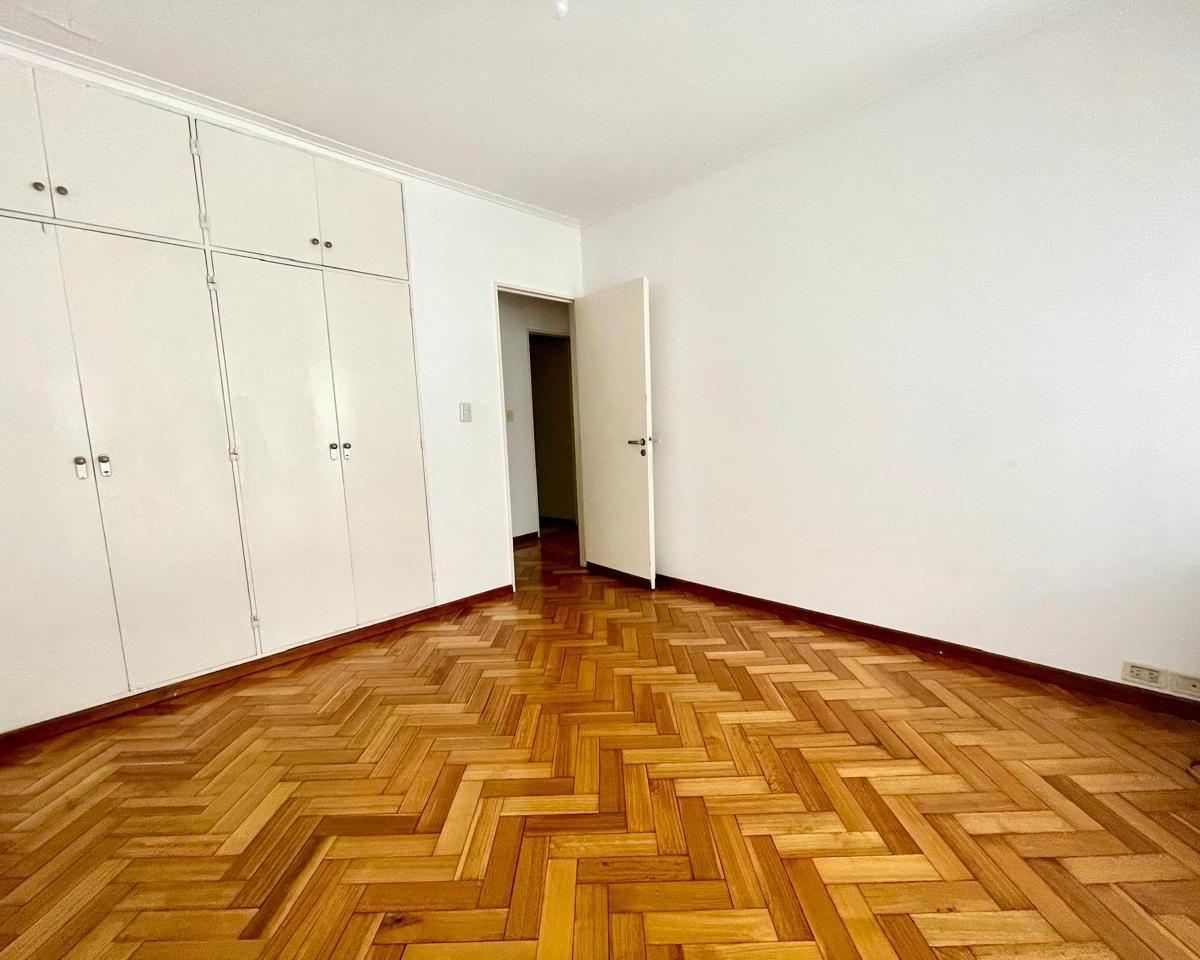Venta 4 Ambientes - Balcon Corrido - Cochera y Baulera 1