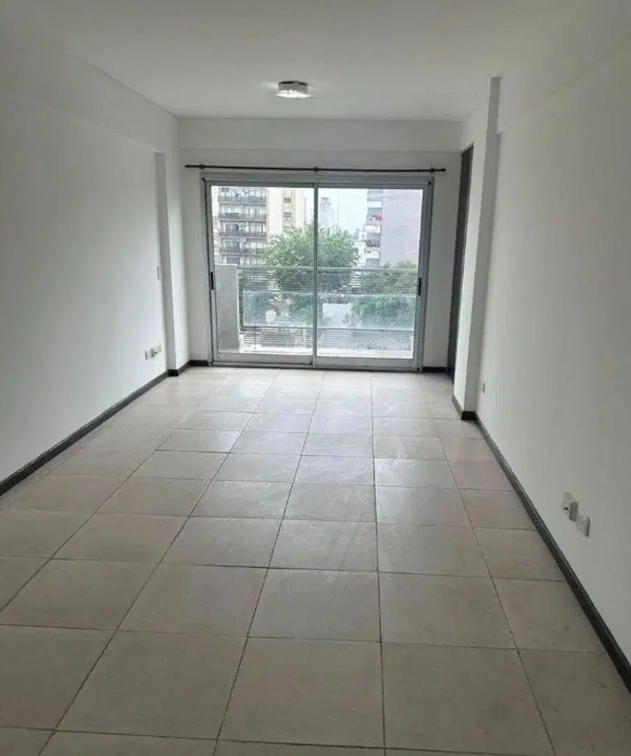 SUPER LUMINOSO MONOAMBIENTE CON BALCON -PISO 8º-AMENITIES 3