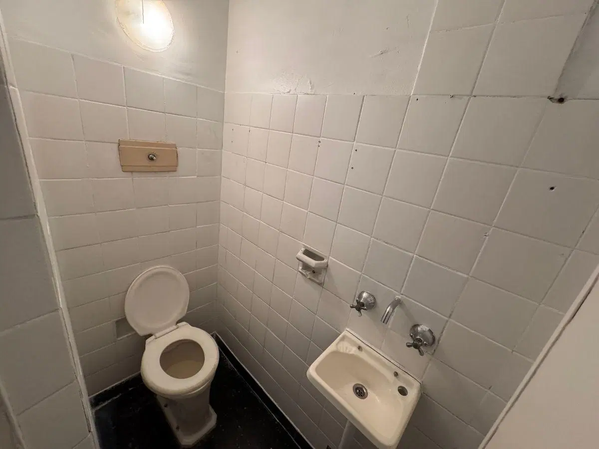 EXCELENTE 4 AMBIENTES CON LAVADERO Y DOBLE ENTRADA -MUY LUMINOSO -RECOLETA 4