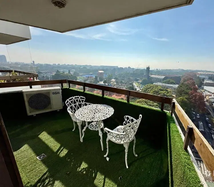 VISTA PANORAMICA INIGUALABLE AL RIO Y LA CIUDAD -PISO ALTO, COCHERA Y BAULERA. 8