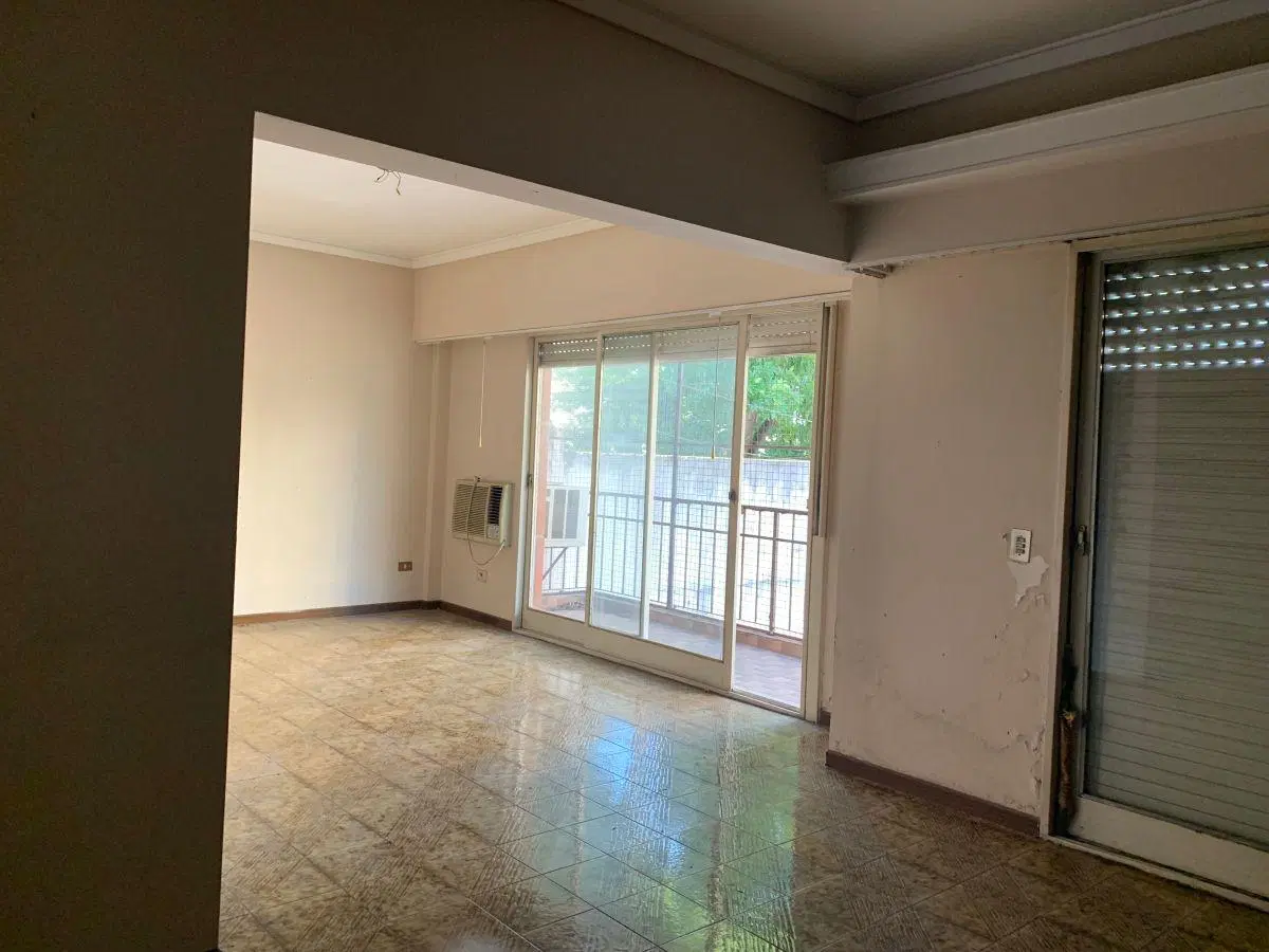 GRAN PLANTA 4 AMBIENTES 149 M2 TOTALES CON PATIO Y 2 BALCONES -COCHERA -EDIFICO CHICO 2