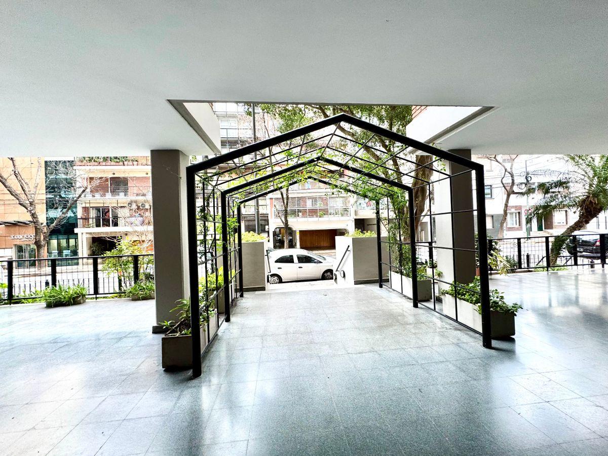 Foto de EXCELENTE 4 AMBIENTES CON BALCON Y COCHERA FIJA EN PALERMO, imagen 4