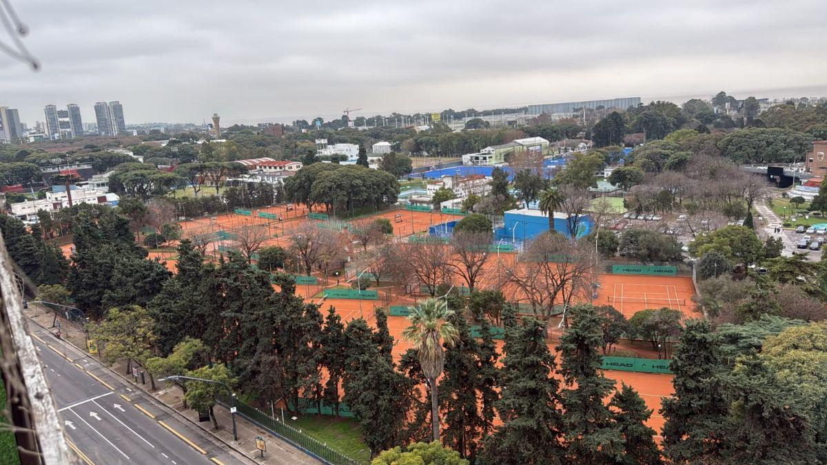 Foto de VISTA PANORAMICA INIGUALABLE AL RIO Y LA CIUDAD -PISO ALTO, COCHERA Y, imagen 5