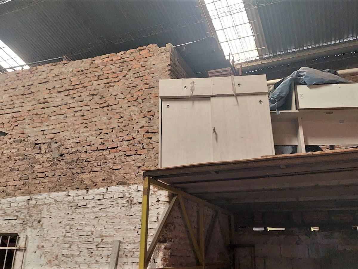 Venta Galpón con Oficinas - Larrea, Rosario 3
