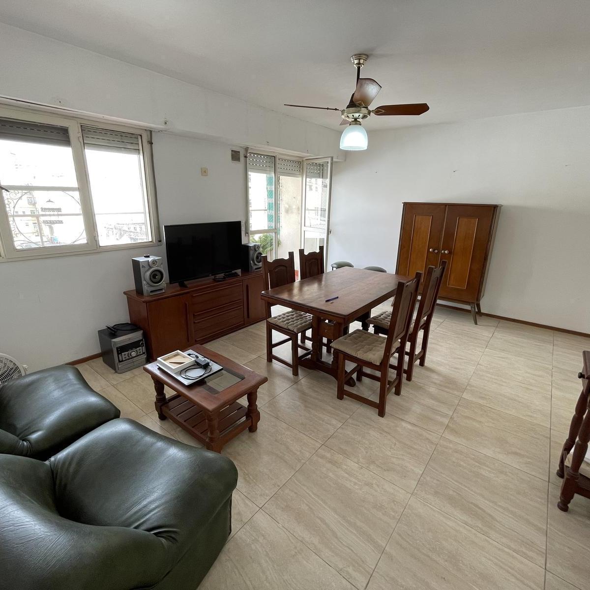Venta Depto 2 Dorm. - Centro, Rosario 2