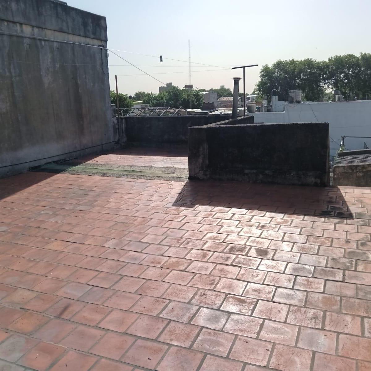 Venta Casa 3 Dorm. a Reciclar - Ludueña, Rosario 2