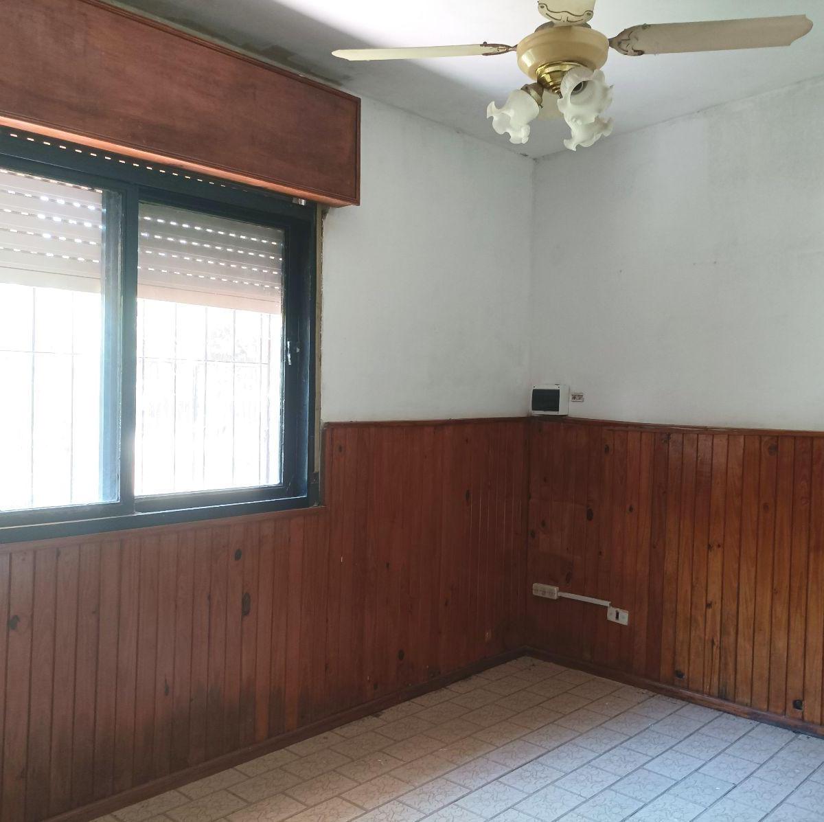 Venta Casa 2 Dorm. con Pileta y Jardín - Pueblo Esther 3