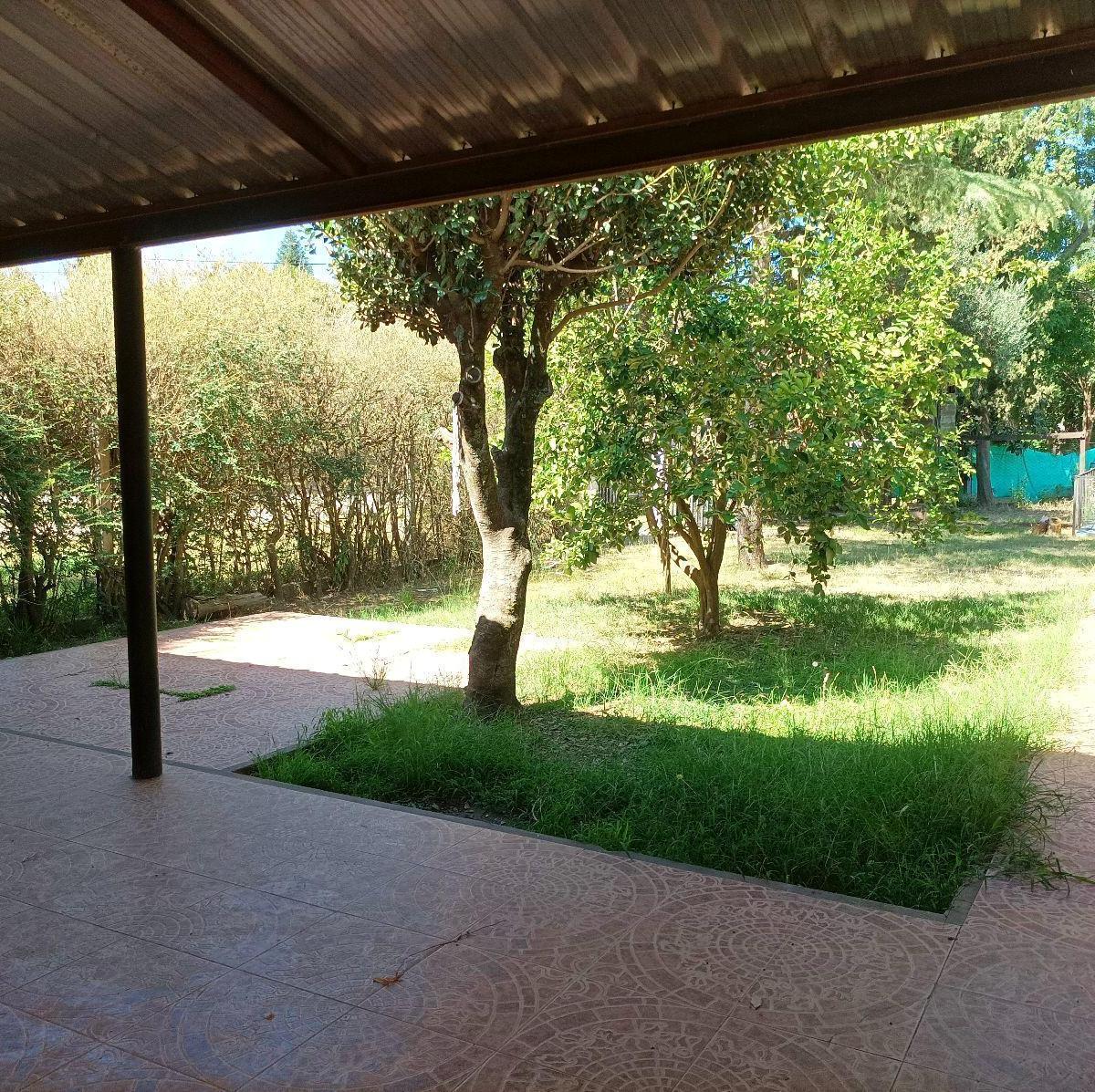 Venta Casa 2 Dorm. con Pileta y Jardín - Pueblo Esther 2