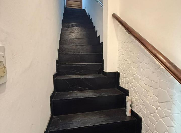 Foto de importante Casa en venta con oficina en PB., imagen 4