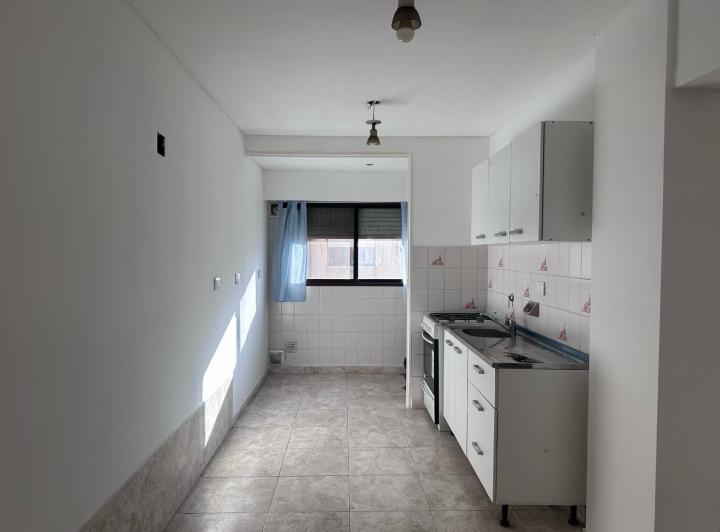 Alquiler departamento 1 dormitorio con balcón - Centro, Rosario 5