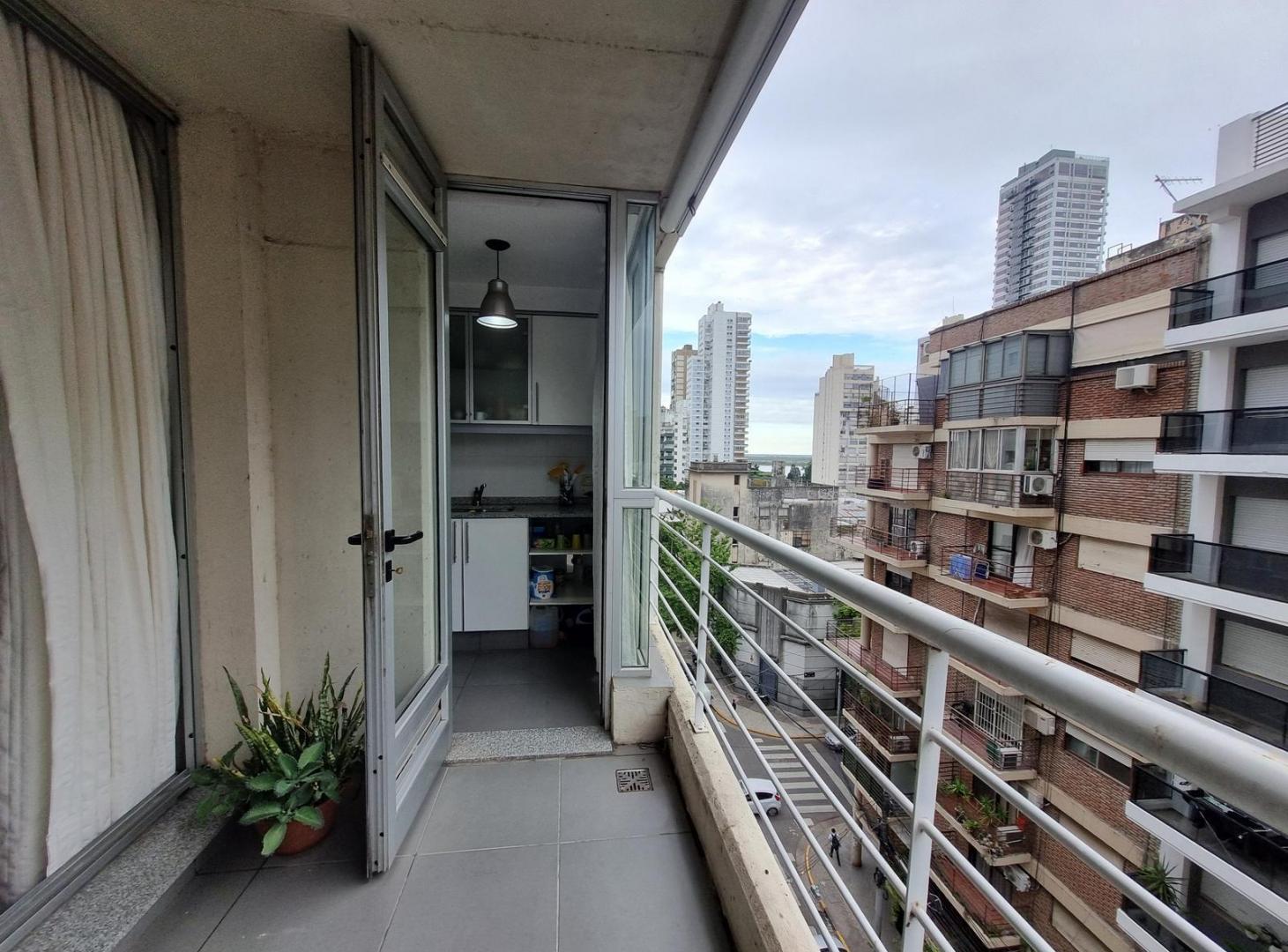Venta departamento 1 dormitorio a cuadras del monumento - Martin, Rosario