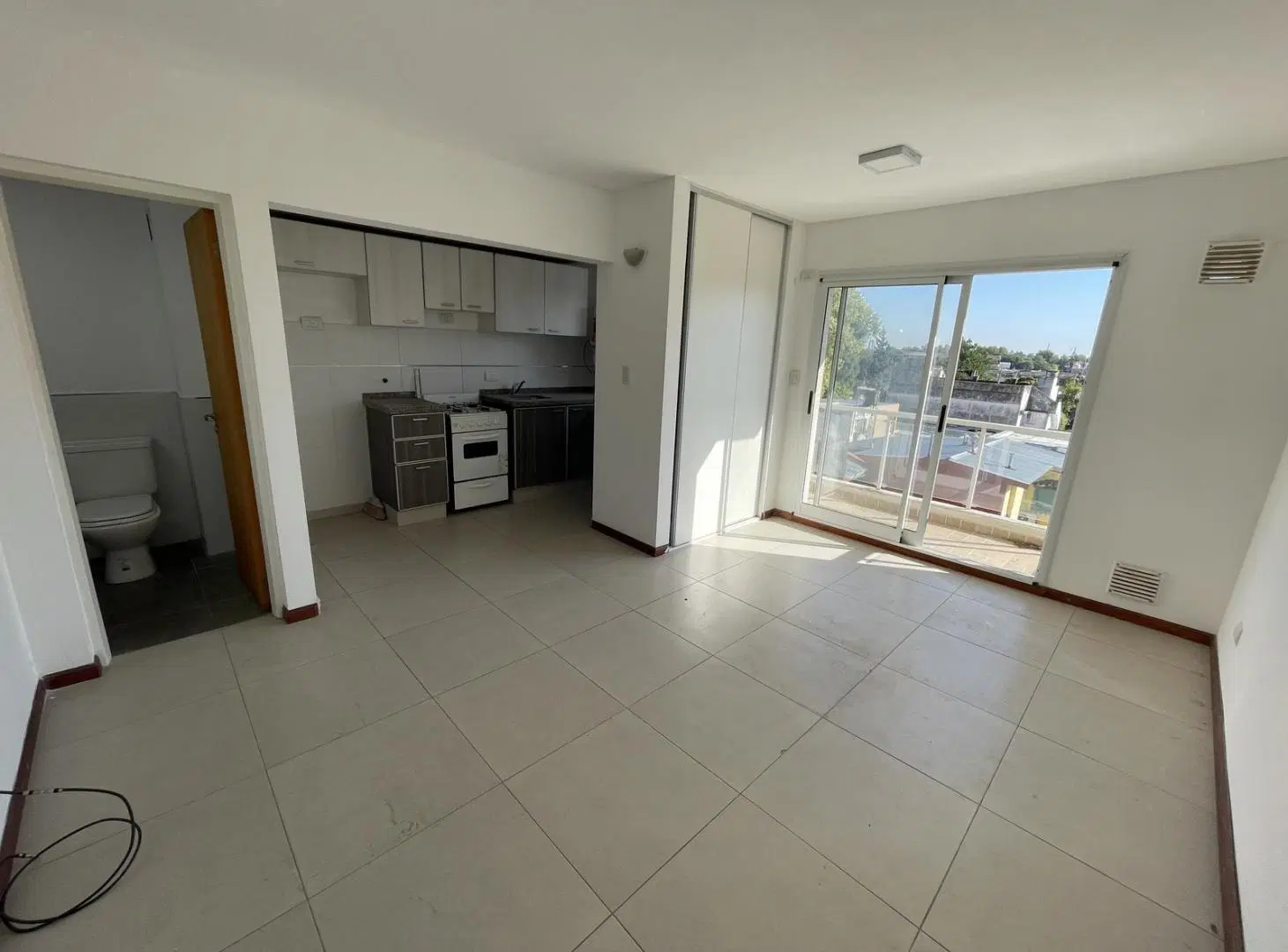 ALQUILER DEPARTAMENTO MONOAMBIENTE 2