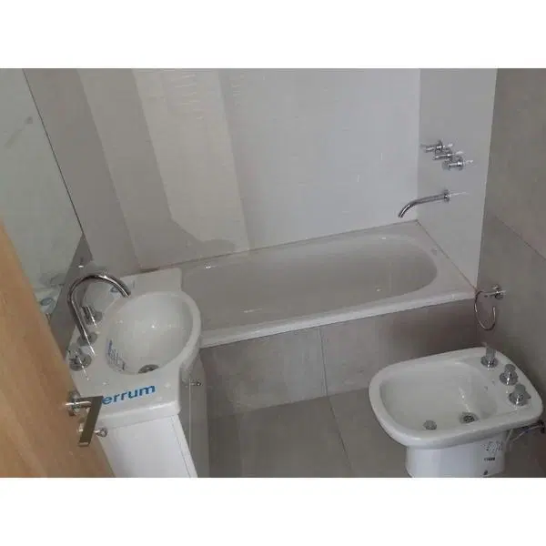 Venta Departamento 2 dormitorios con pileta y quincho - Aldea Fisherton, Rosario 3
