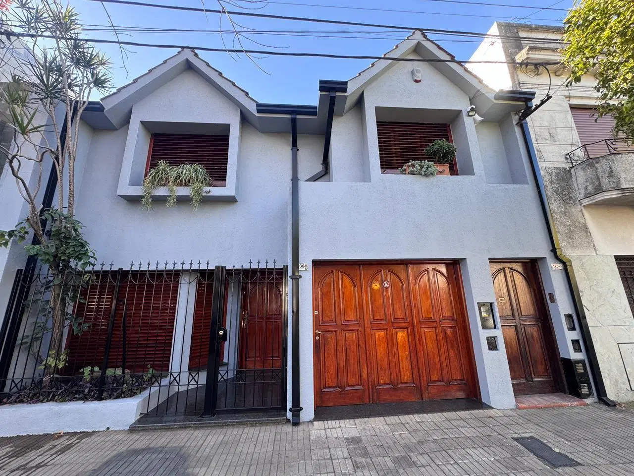 VENTA CASA 2 PLANTAS 3 DORMITORIOS 4