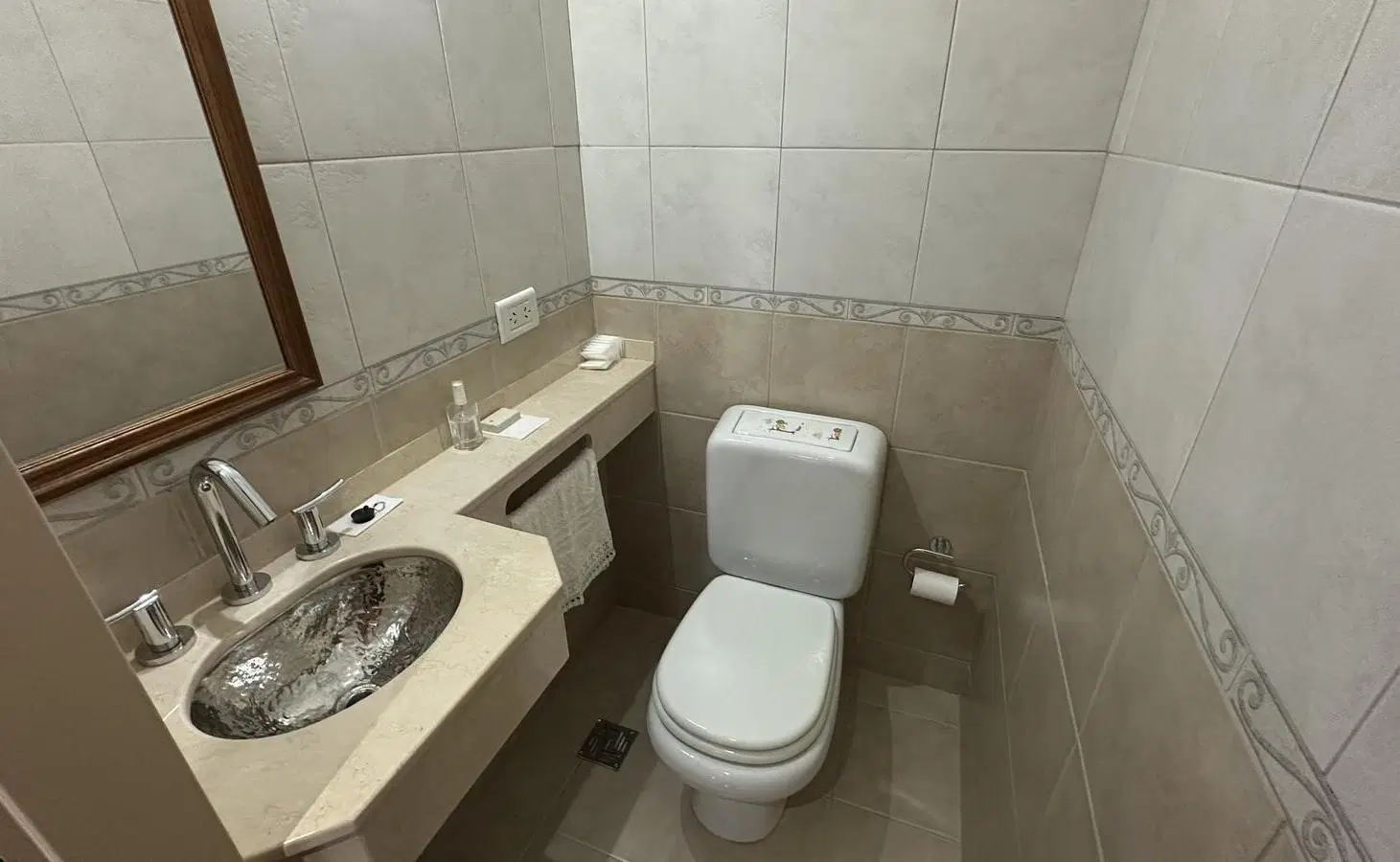Venta Departamento 2 dormitorios por escalera - Centro, Rosario 4