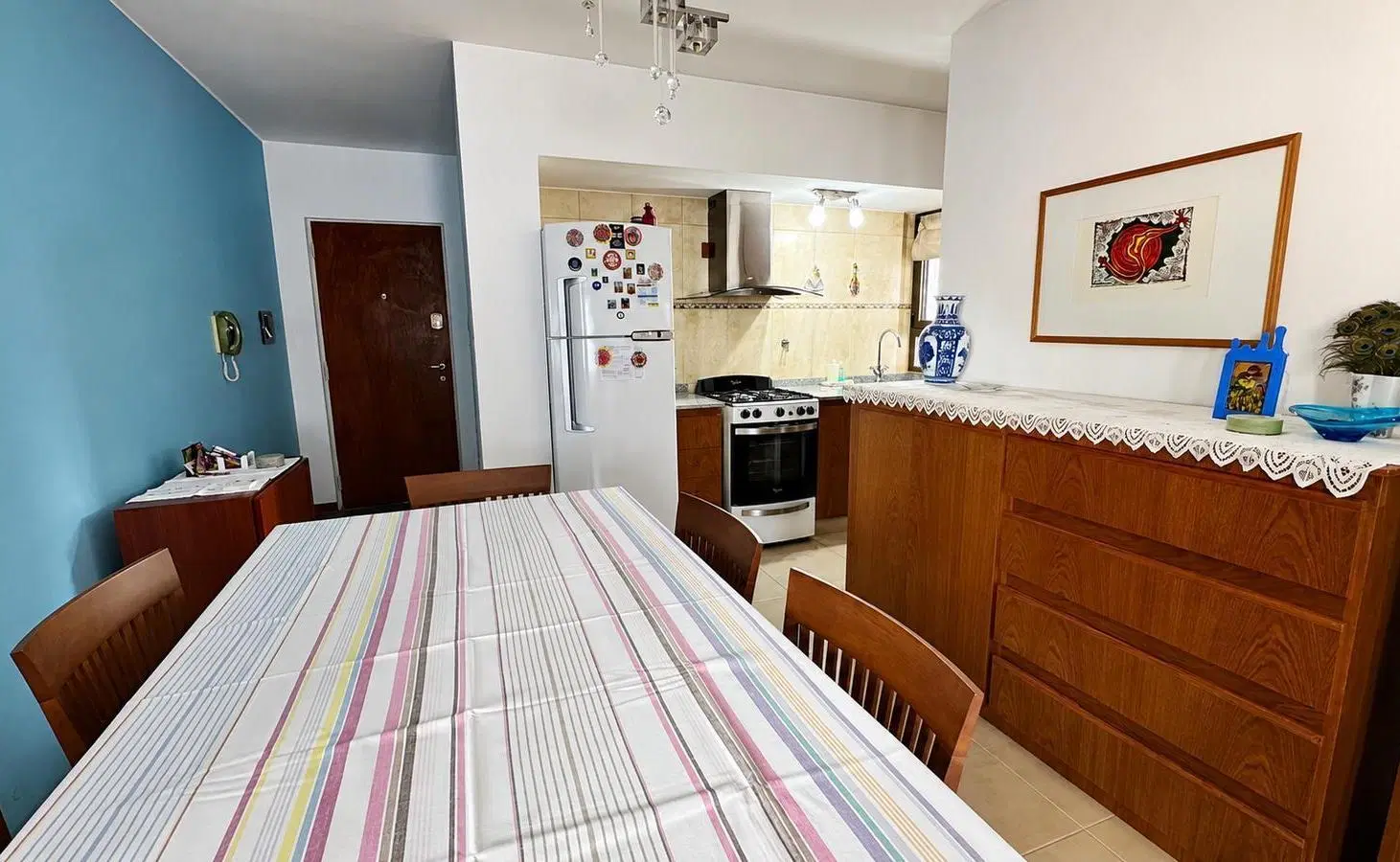 Venta Departamento 2 dormitorios por escalera - Centro, Rosario 2