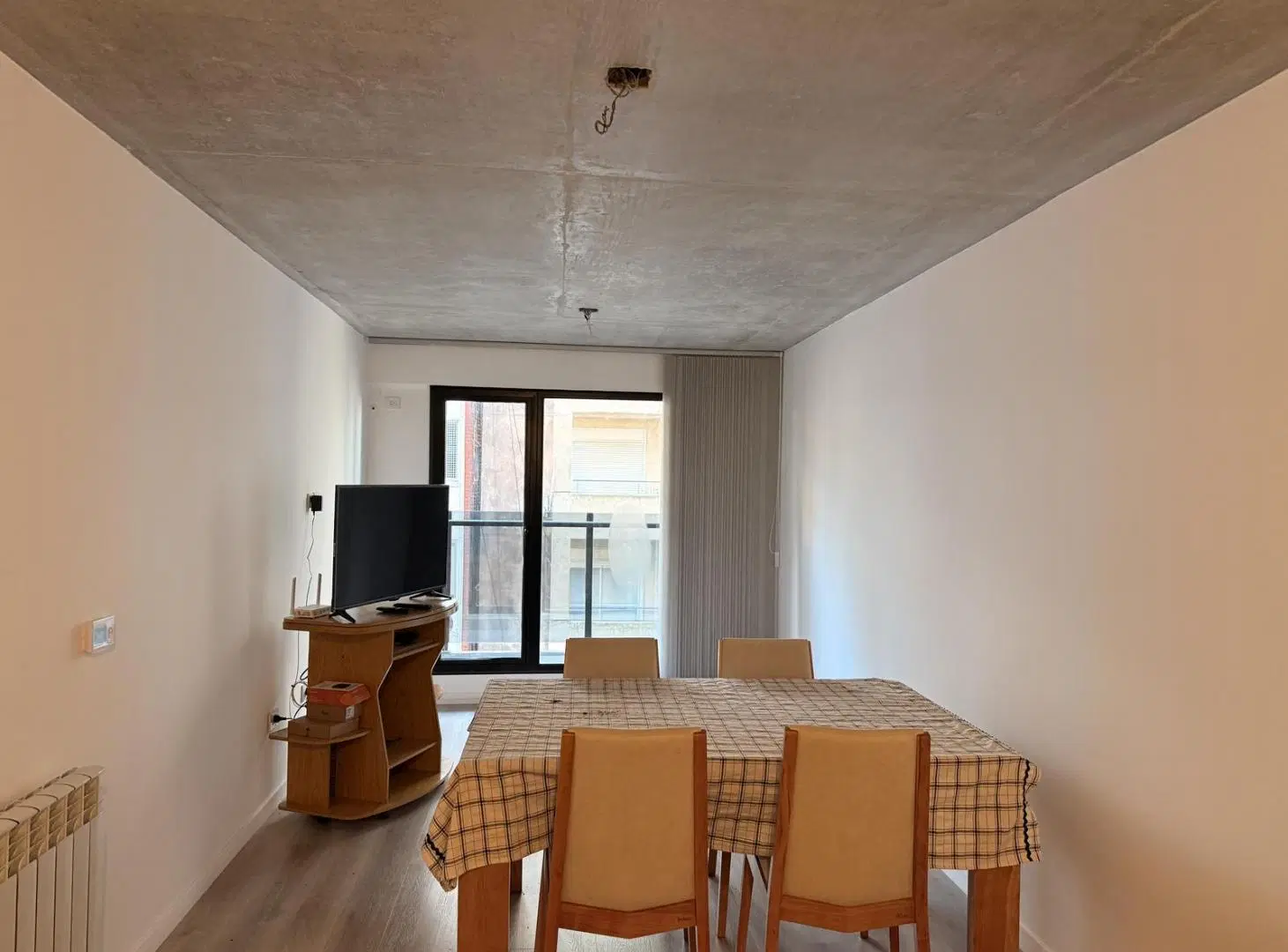 Aqluiler departamento 2 dormitorios con balcón - Parque españa, Rosario 2