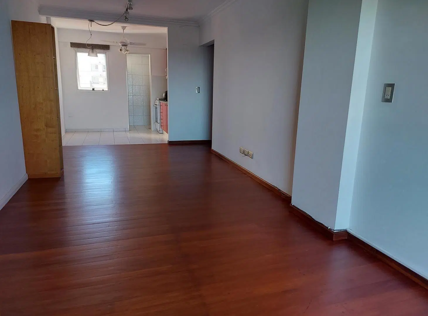 Alquiler Monoambiente balcón con vista al río en Zona Parque España - Centro, Rosario 1