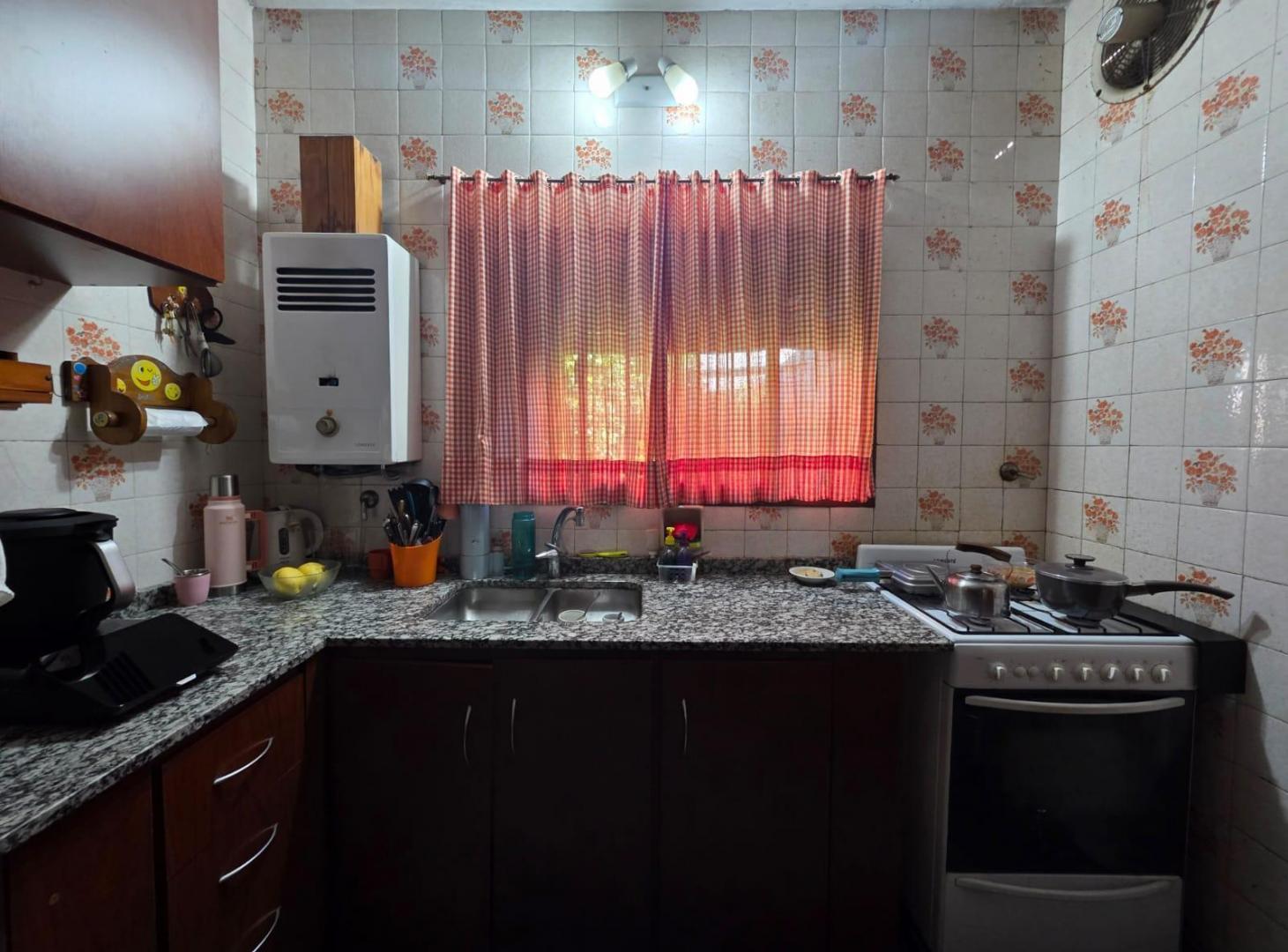 Foto de VENTA CASA BARRIO BELGRANO CON COCHERA, imagen 5