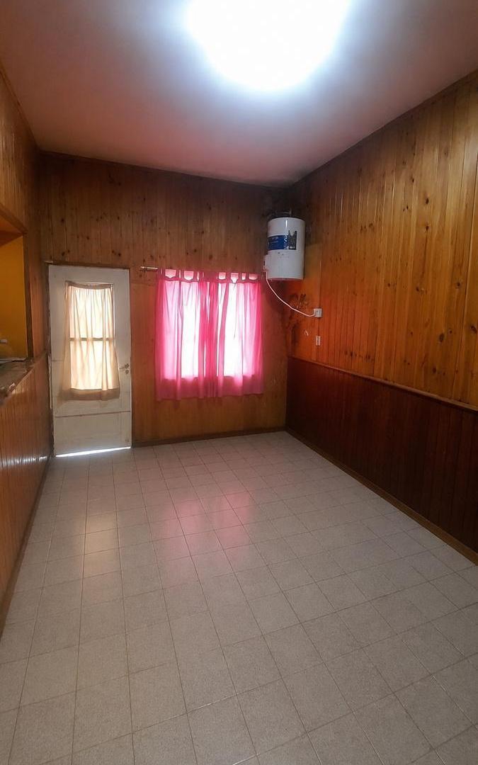 Foto de Casa con dos dormitorios, cocina, comedor, baño, imagen 1