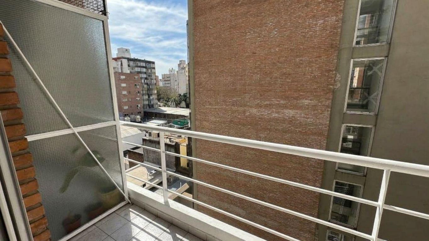 Foto de Departamento - Centro 2 dormitorios balcón al frente, imagen 3
