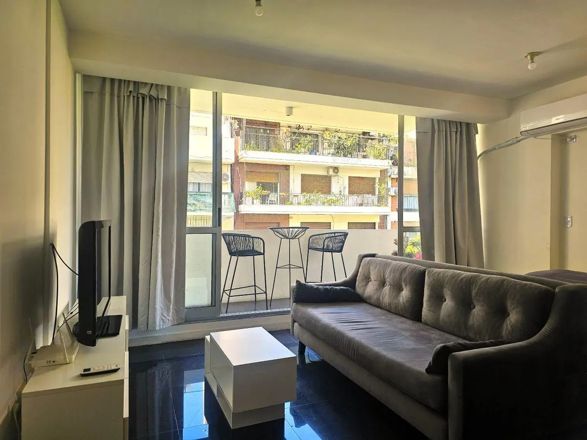 Moderno y Completo Departamento Amoblado con Balcón en Belgrano 5