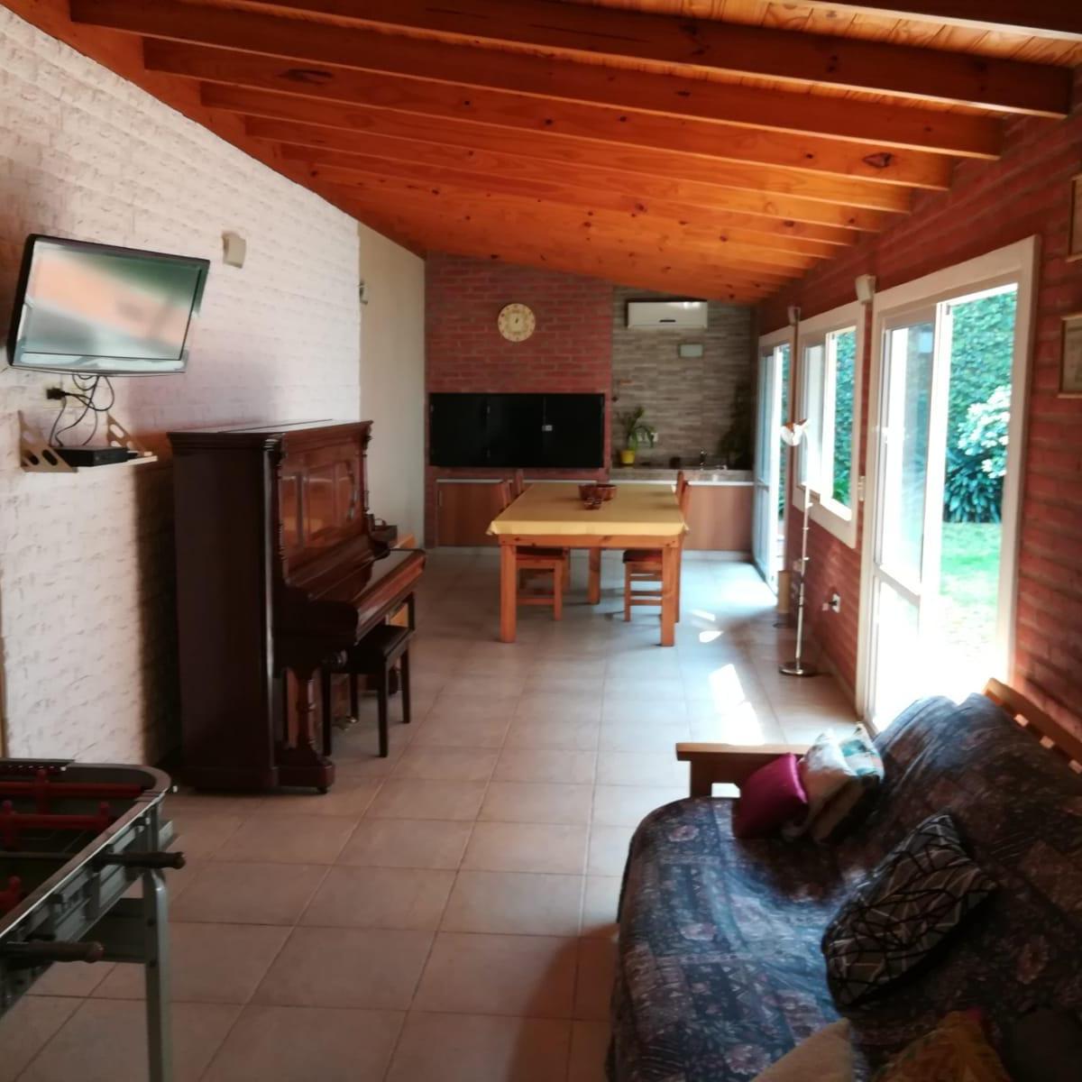 Venta de Excelente Casa Sobre Lote Propio 5