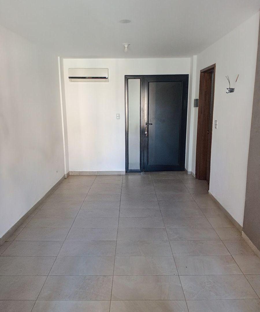 Foto de VENTA DEPARTAMENTO UN DORMITORIO ALBERDI ZONA SHOPPING DUARTE QUIROS, imagen 1