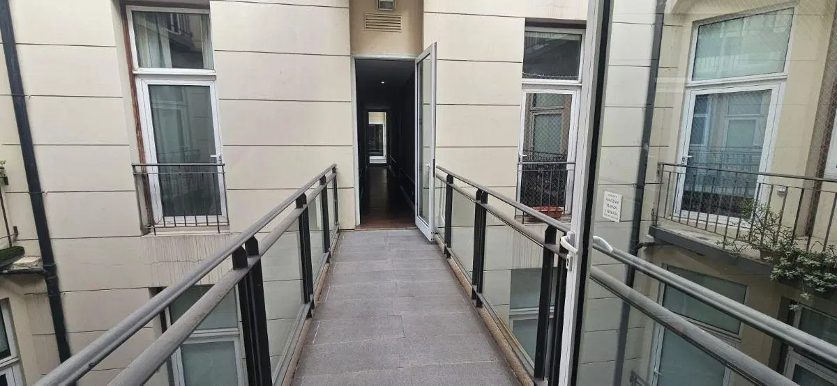 Alquiler temporario departamento 41m2 en Palacio Raggio amoblado 2